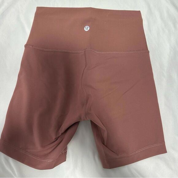 Lululemon Wunder Train High-Rise Short
6" - Picture 2 of 4